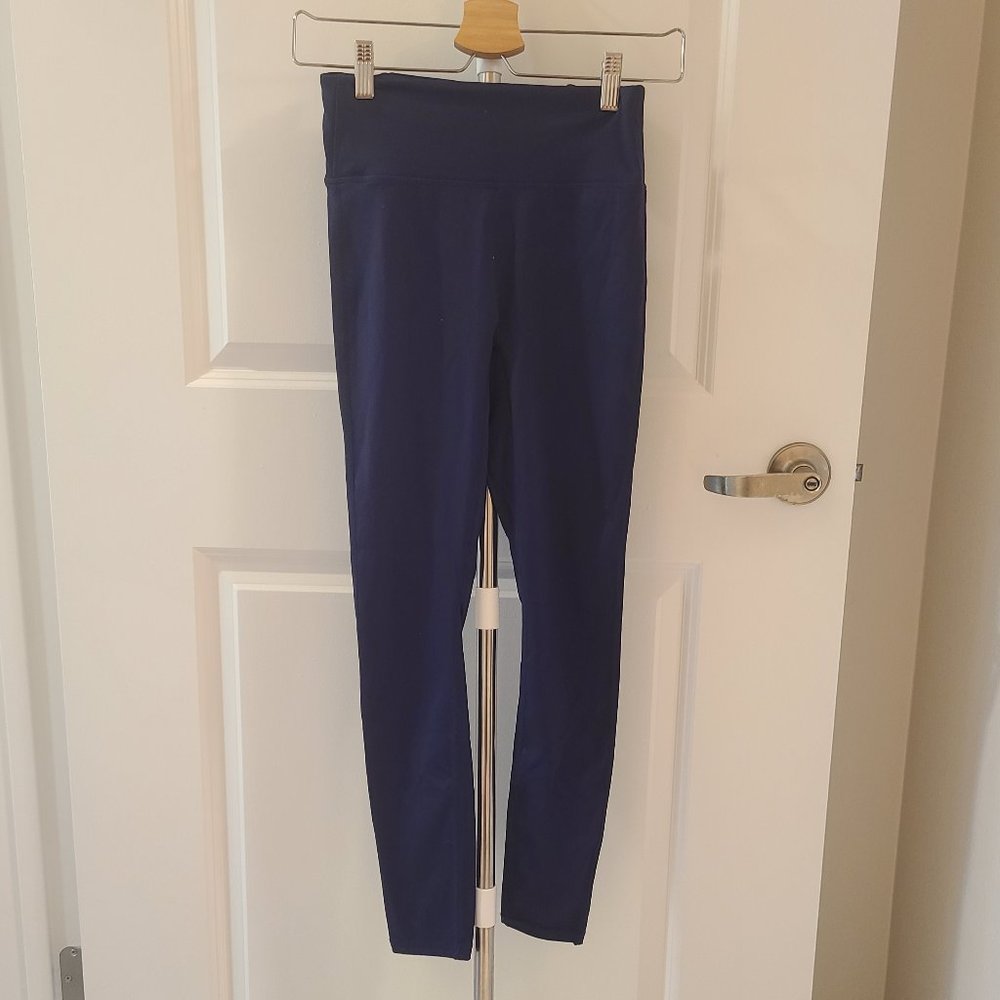 Fabletics Navy Trinity Highwaisted Legging With Pockets Womens S